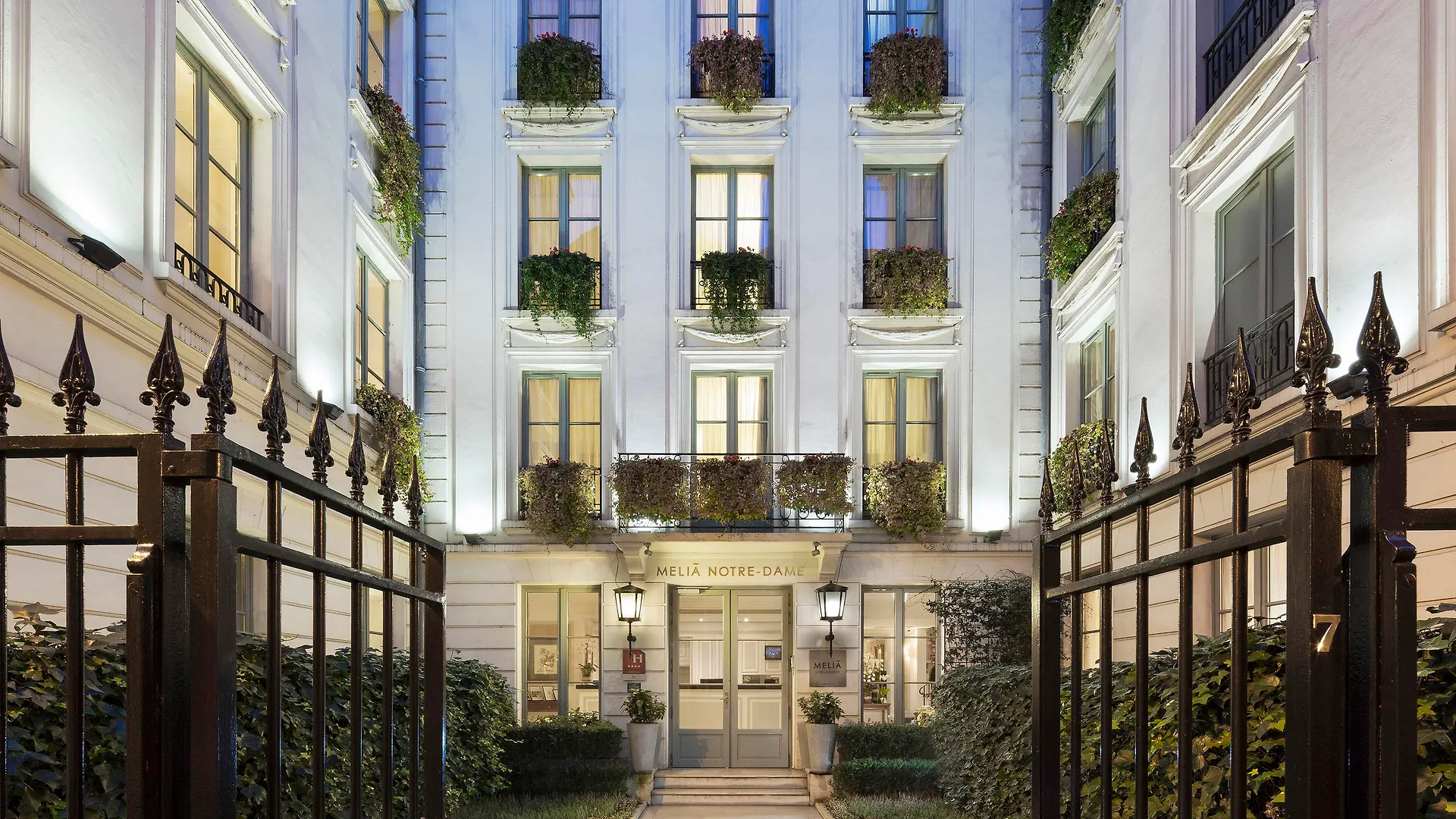 Maison Colbert Member Of Melia Collection Notre-Dame Paris